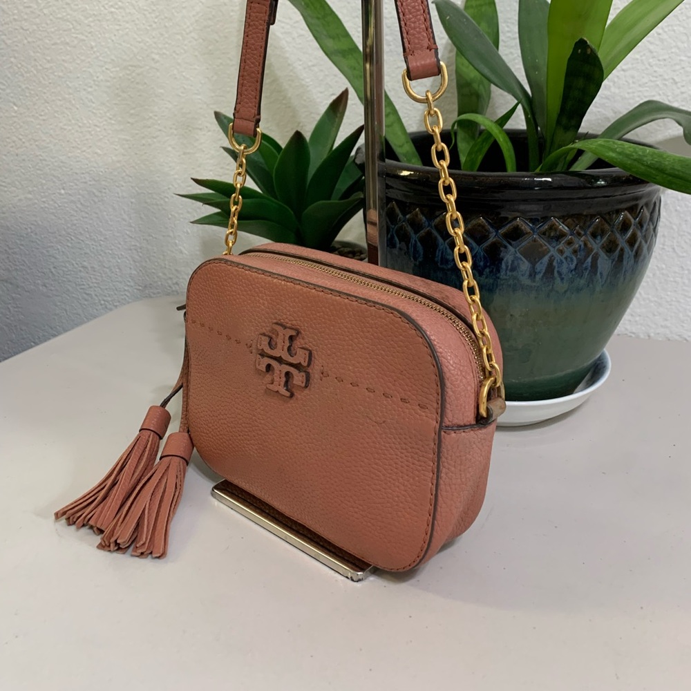 ๐๐ TORY BURCH Crossbody Camera Pink Leather Bag - Picture 3 of 12